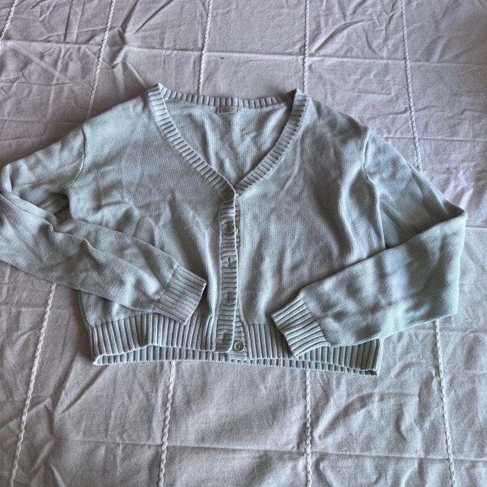 Small Cropped Cardigan